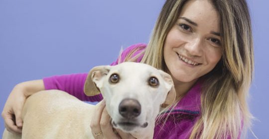 Laura Alemany Espés <br> Auxiliar Veterinaria