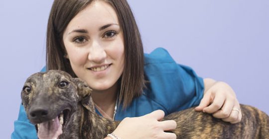 Cristina Alemany Espés <br> Auxiliar Veterinaria